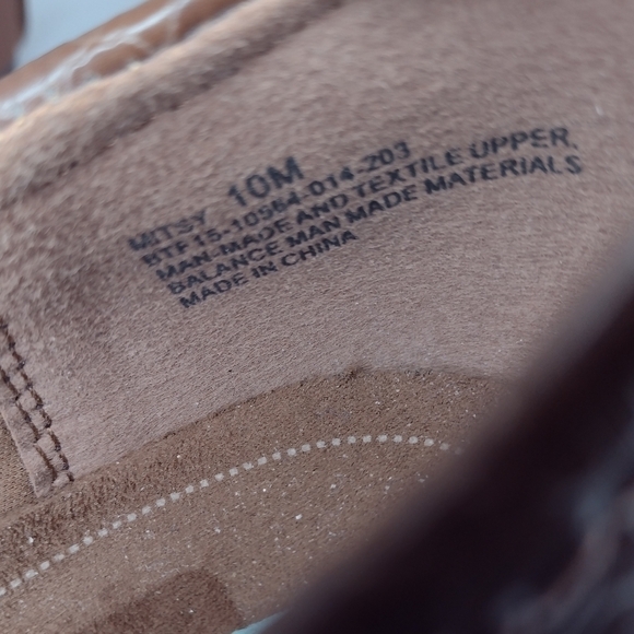 Baretraps women's Misty memory foam size (10M) - Picture 5 of 11